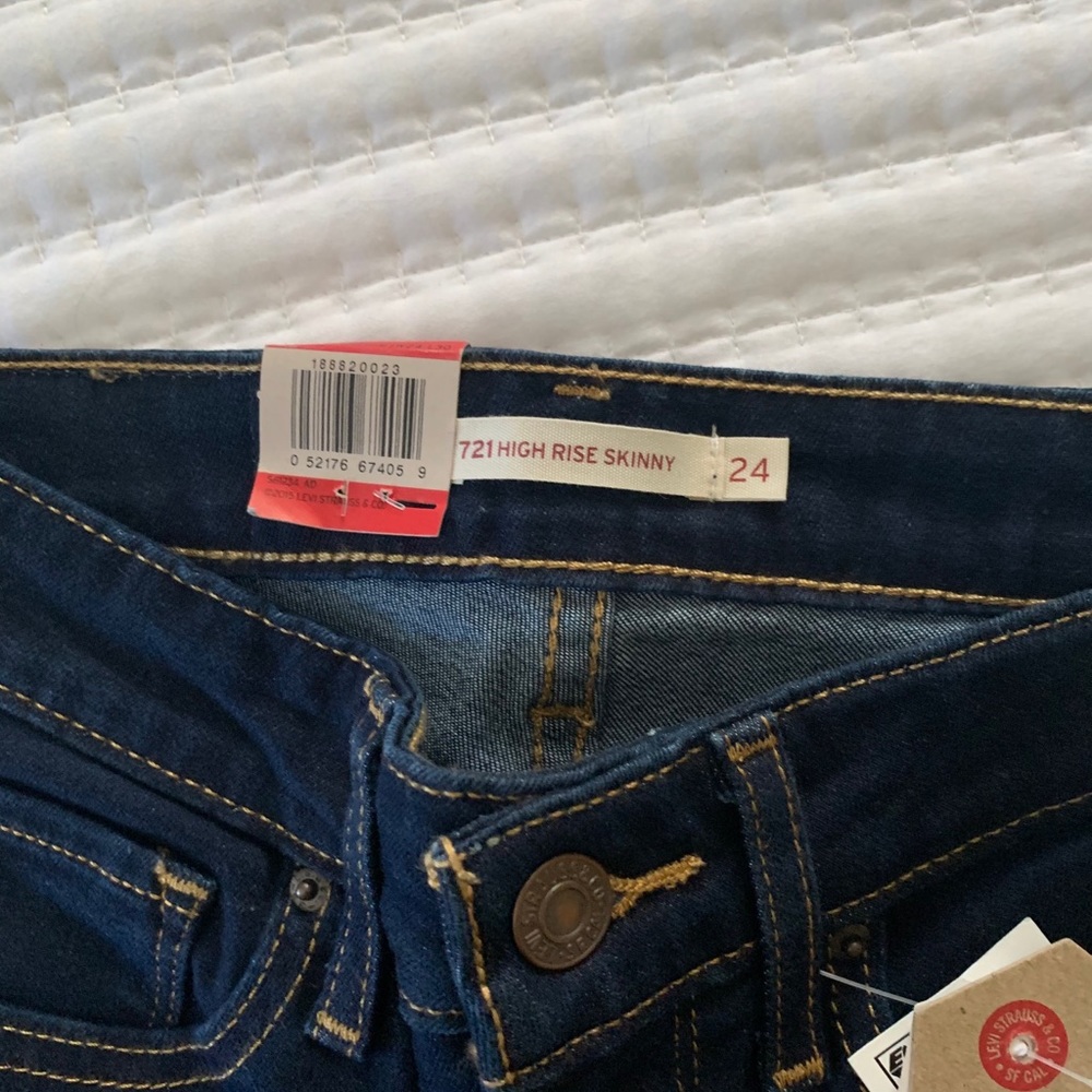 Levi’s  high rise skinny jeans - Picture 5 of 5